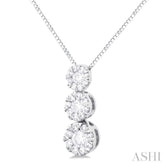 1/4 Ctw Lovebright 3 stone Essential Round Cut Diamond Pendant with Chain in 14K White Gold